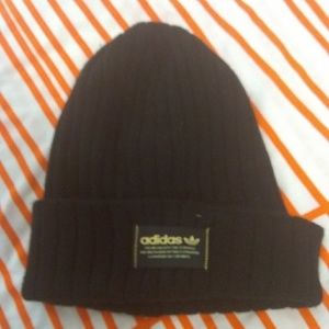 Adidas beanie